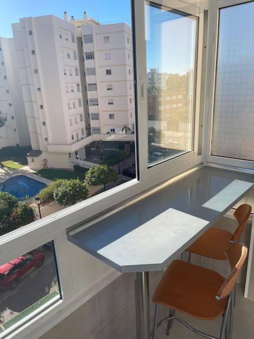 Soleado Y Luminoso Apartamento ฟูเอนฮิโรลา ภายนอก รูปภาพ