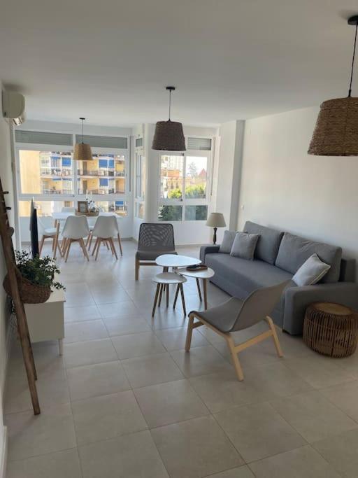 Soleado Y Luminoso Apartamento ฟูเอนฮิโรลา ภายนอก รูปภาพ